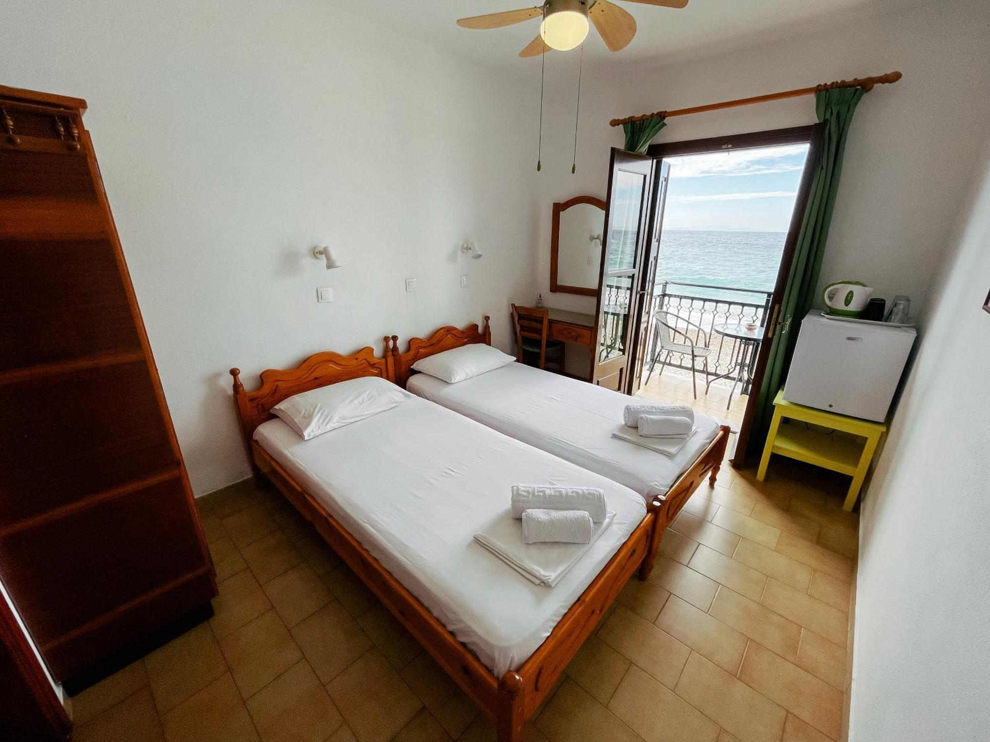 Hotel Pansion Giannis Perris Kokkari Zewnętrze zdjęcie